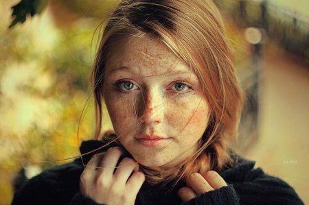 Гвинет пэлтроу рыжая с веснушками