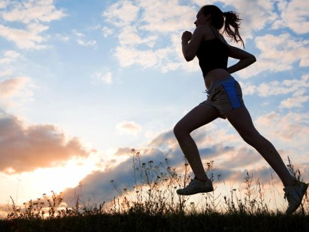 Бег девушка