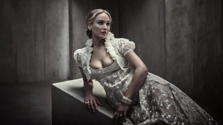 Актриса дженнифер лоуренс