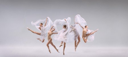 Молодые балерины