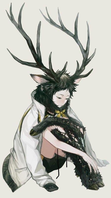 Девушка с оленьими рогами