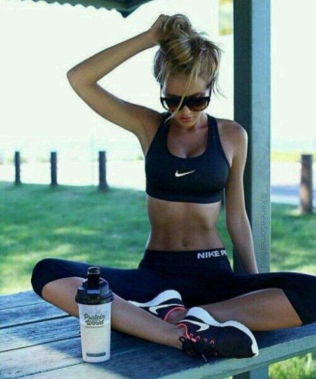 Спортивная девушка