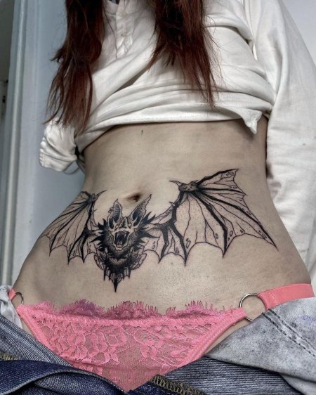 Страшная летучая мышь