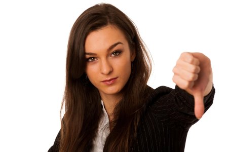 Девушка показывает палец вниз