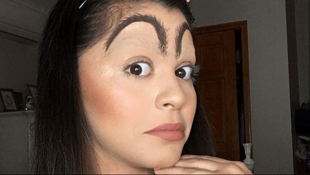 Брови у девушек