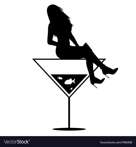 Девушка в бокале