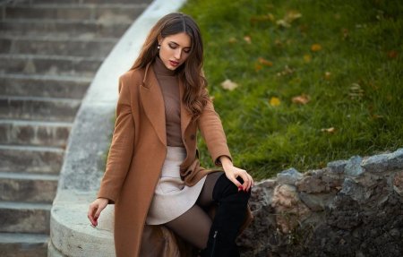 Пальто модное