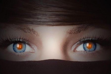 Глаза красивые