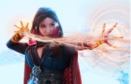 Доктор стрэндж девушка