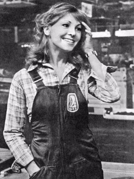 Девушка ссср