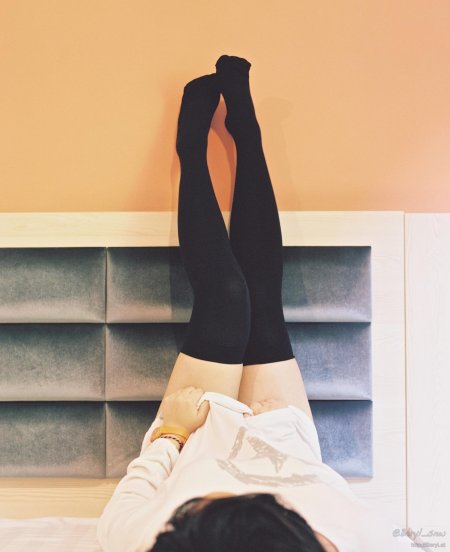 Ноги в гольфах