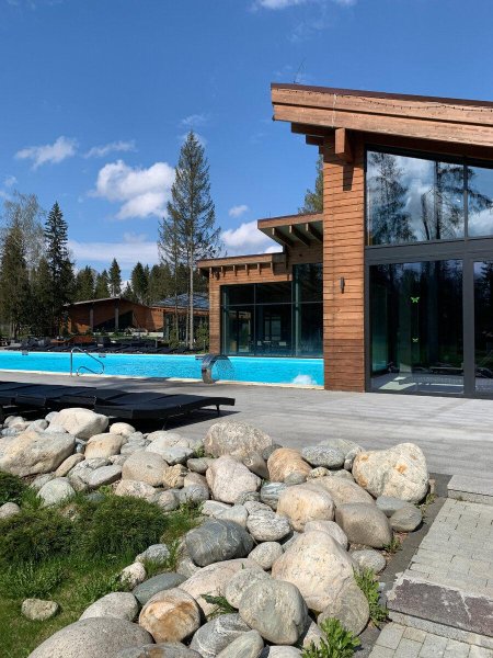 Загородный отель лес арт резорт