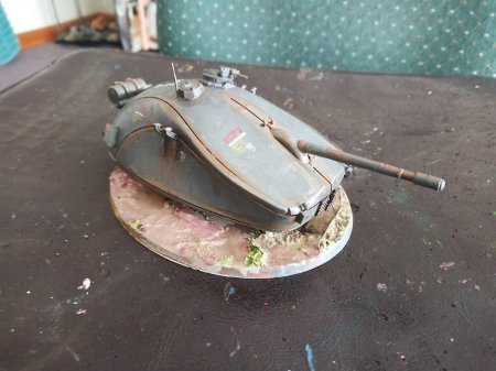 Танк из компьютерной мыши