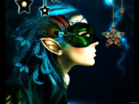 Девушка в маске