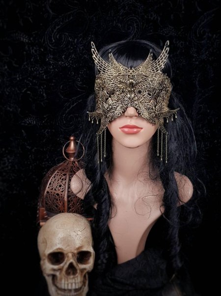 Готическая маска