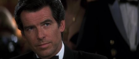 Пирс броснан джеймс бонд золотой глаз