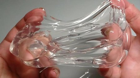 Прозрачный лизун