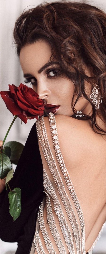 Роскошная женщина