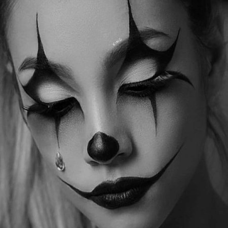 Клоунесса клоун гримм