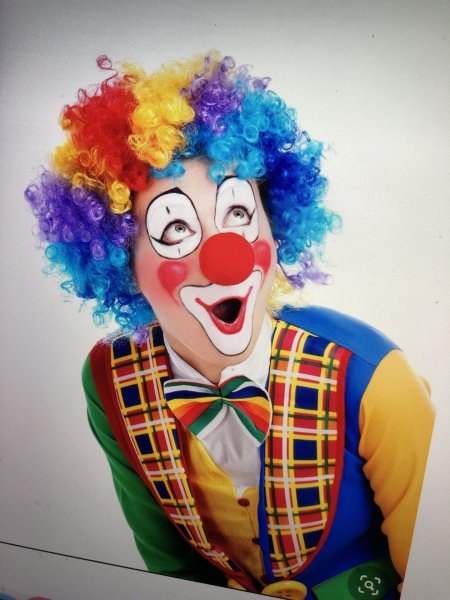 Клоун веселый