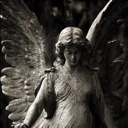 Ангел статуя готика