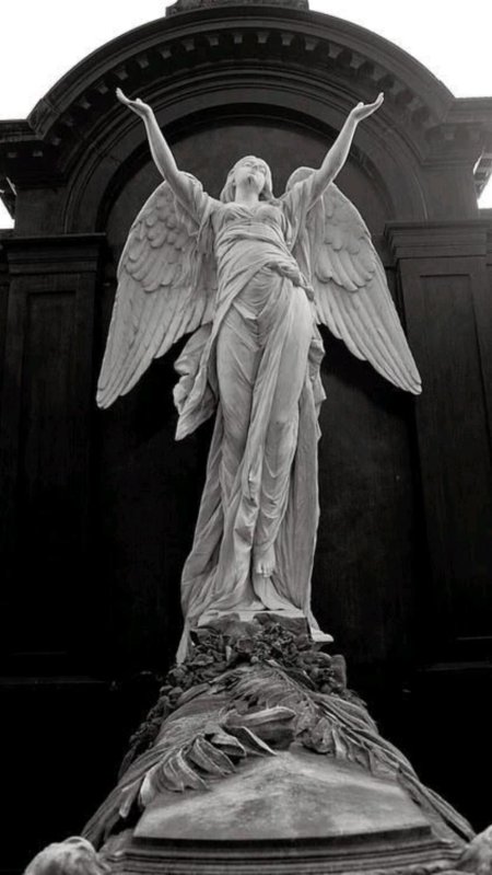 Статуя ангела сан доменико