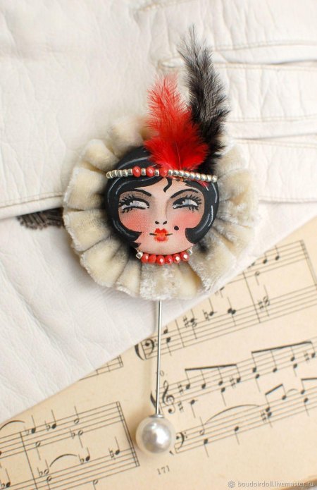 Брошь авторская