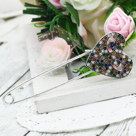 Брошь булавка v