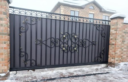 Ворота откатные кованые