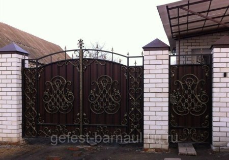Коварт кованые ворота