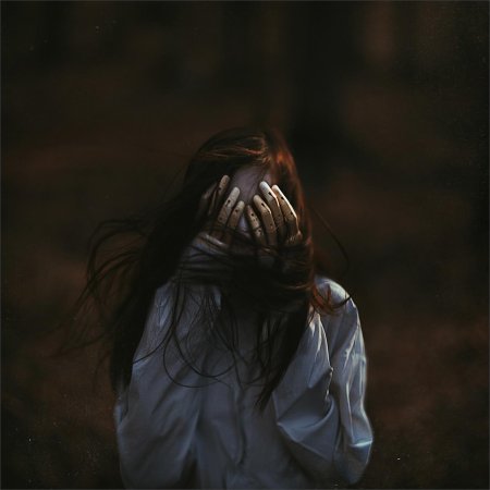 Девушка страх