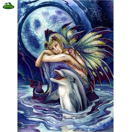 Девушка с дельфином