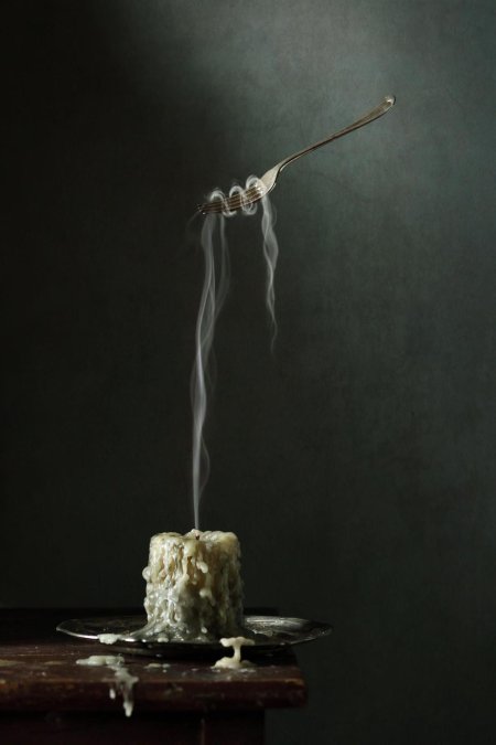 Сюрреалистический натюрморт