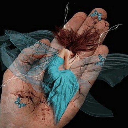 Фея на ладони