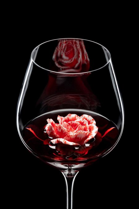 Вино роза