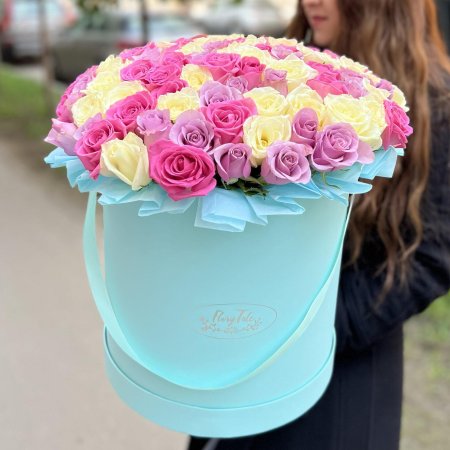 Диантус в шляпной коробке