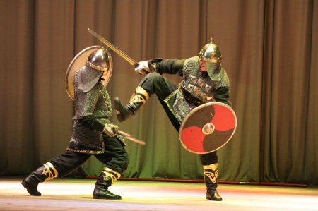 Арт-фехтование артистическое фехтование