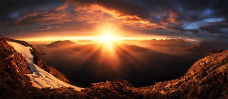 Рассвет в горах