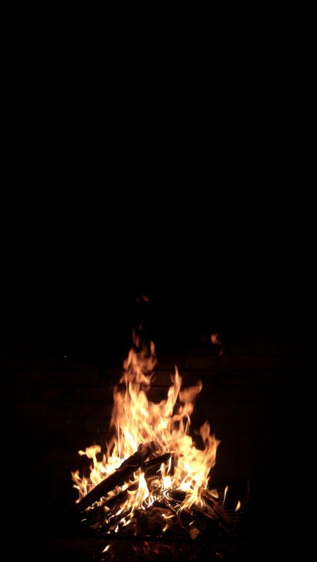 Огонь камин