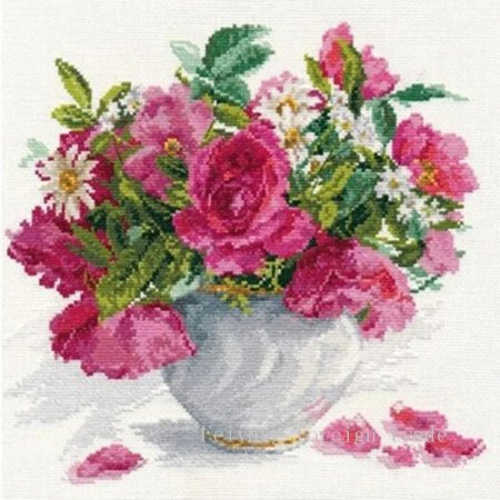 Вышивка алиса розы и ромашки