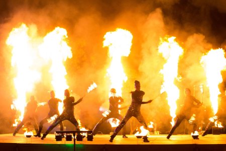 Фаер шоу в новосибирске на набережной