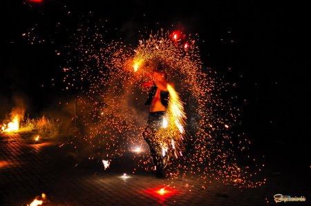 Пиротехническое файер-шоу