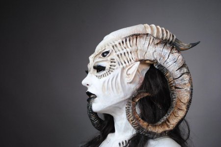 Необычные маски