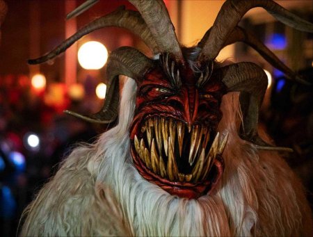 Крампус: рождественский дьявол (2013)