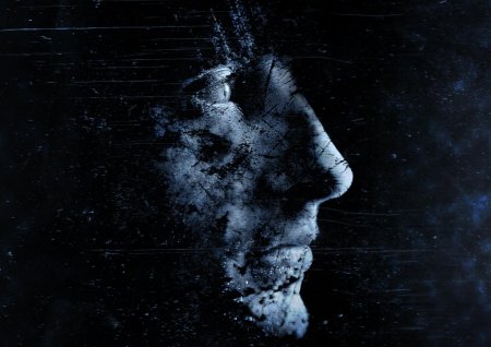 Лицо призрака