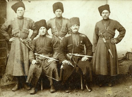 Казаки станицы червленная