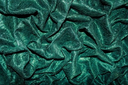 Изумрудные цвета