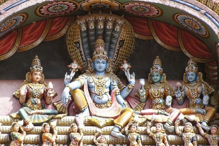 Индийский бог вишну