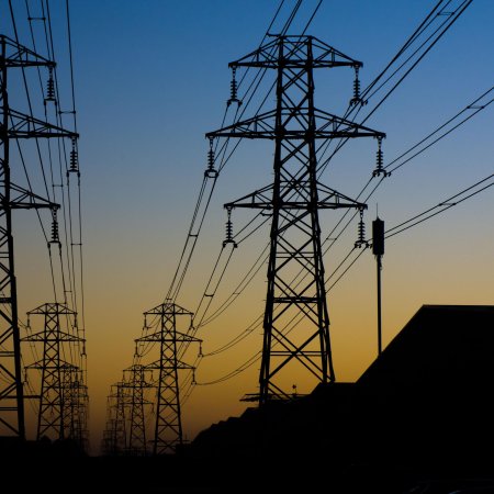 Вышка с проводами