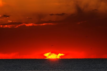 Закат красный